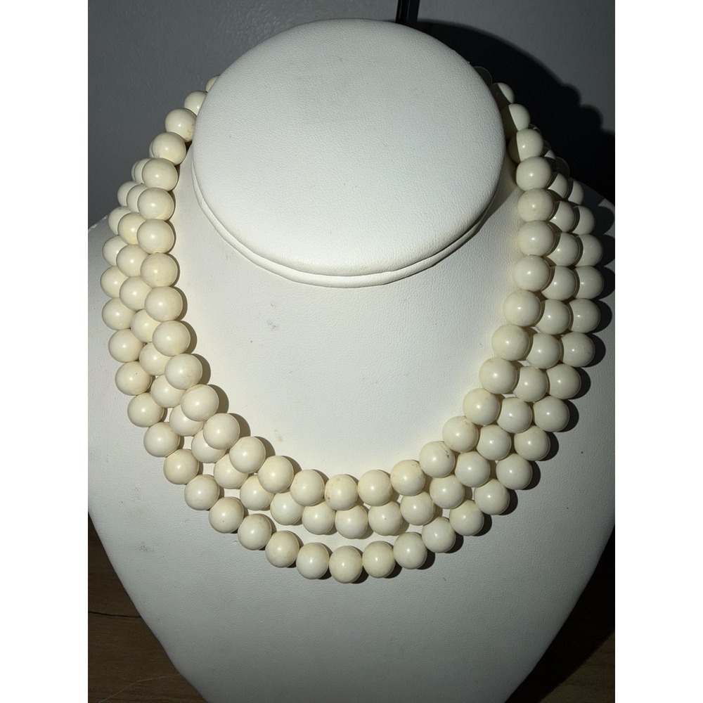 Vintage Angel Skin Coral Necklace Silver Filigree Push Clasp Triple Strand